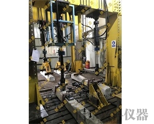 橡膠墊板動(dòng)靜剛度比試驗(yàn)機(jī)